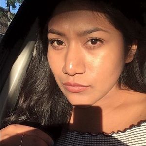 Meet your Posher, Ana